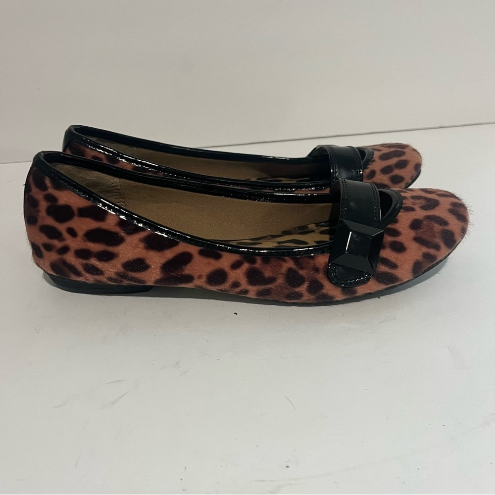 Andrew Gellar Womens Shoes Flats Zag 7.5 leopard Cheetah Ballet Comfort EUC‎